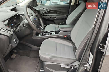 Внедорожник / Кроссовер Ford Escape 2017 в 