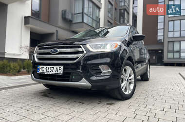 Внедорожник / Кроссовер Ford Escape 2019 в 