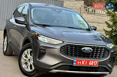Внедорожник / Кроссовер Ford Escape 2023 в 