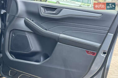 Внедорожник / Кроссовер Ford Escape 2023 в 