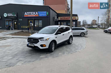 Позашляховик / Кросовер Ford Escape 2017 в Полтаві
