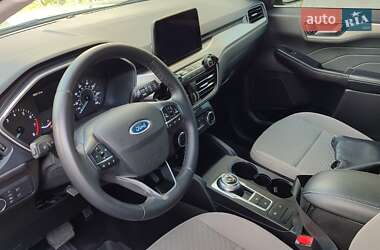 Внедорожник / Кроссовер Ford Escape 2022 в 