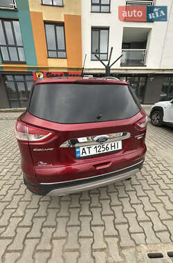 Внедорожник / Кроссовер Ford Escape 2015 в 