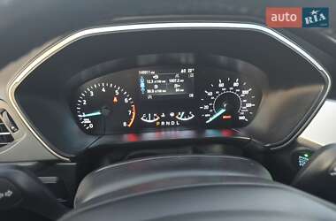 Внедорожник / Кроссовер Ford Escape 2020 в 
