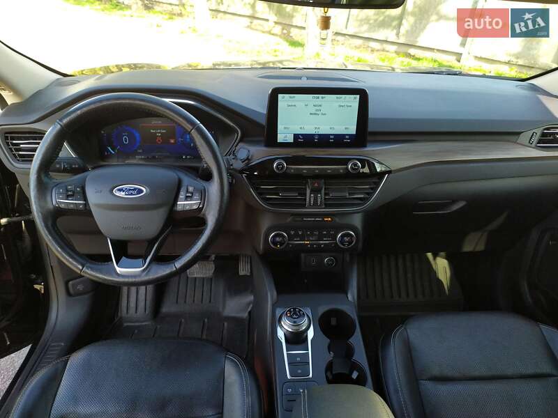 Внедорожник / Кроссовер Ford Escape 2020 в Киеве фото 46 Внедорожник / Кроссовер Ford Escape 2020 в Киеве