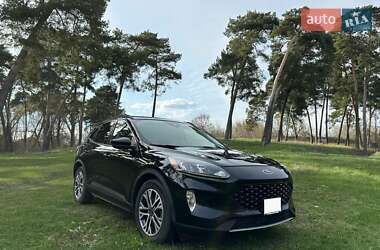 Внедорожник / Кроссовер Ford Escape 2022 в 