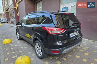 Внедорожник / Кроссовер Ford Escape 2015 в 