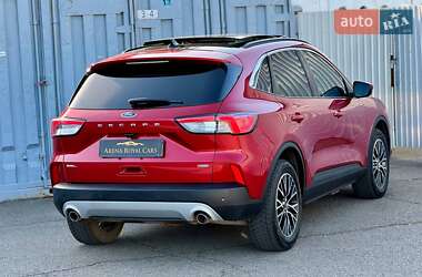 Внедорожник / Кроссовер Ford Escape 2022 в 