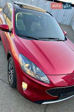 Внедорожник / Кроссовер Ford Escape 2022 в 