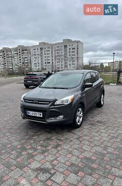Внедорожник / Кроссовер Ford Escape 2015 в 