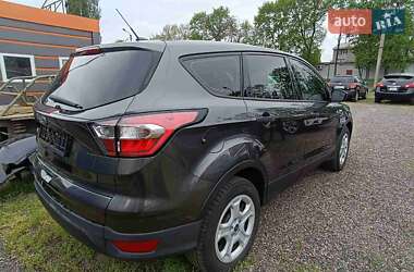 Позашляховик / Кросовер Ford Escape 2017 в 