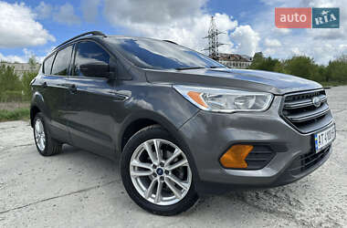 Внедорожник / Кроссовер Ford Escape 2016 в 