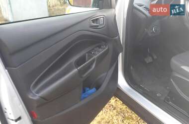 Внедорожник / Кроссовер Ford Escape 2015 в Чорткове