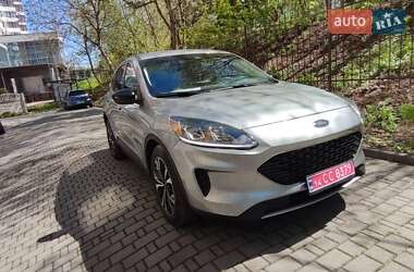 Внедорожник / Кроссовер Ford Escape 2022 в 