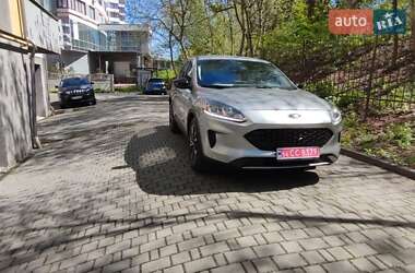 Внедорожник / Кроссовер Ford Escape 2022 в 