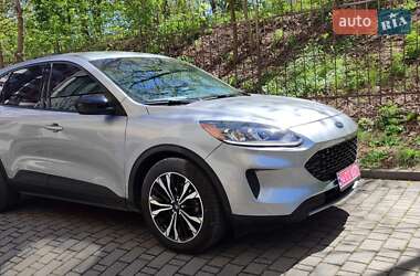 Внедорожник / Кроссовер Ford Escape 2022 в 
