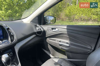 Внедорожник / Кроссовер Ford Escape 2013 в 