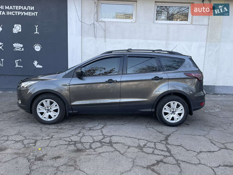 Позашляховик / Кросовер Ford Escape 2015 в Дніпрі