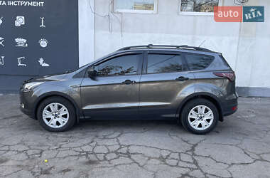 Внедорожник / Кроссовер Ford Escape 2015 в 