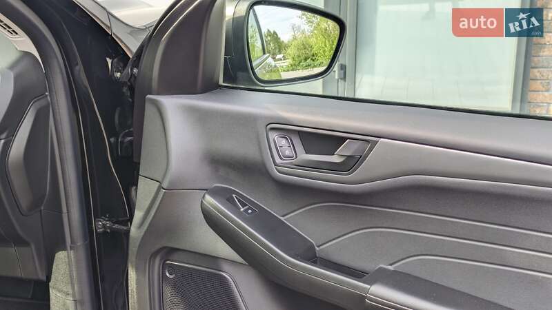 Внедорожник / Кроссовер Ford Escape 2023 в Тернополе