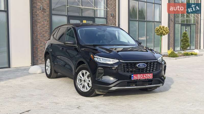 Внедорожник / Кроссовер Ford Escape 2023 в Тернополе
