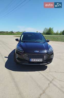 Позашляховик / Кросовер Ford Escape 2020 в Умані