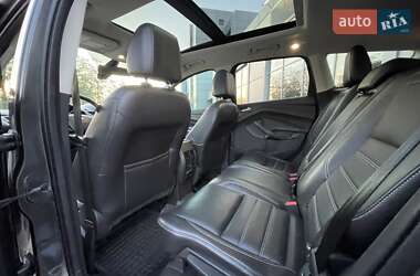 Внедорожник / Кроссовер Ford Escape 2017 в 