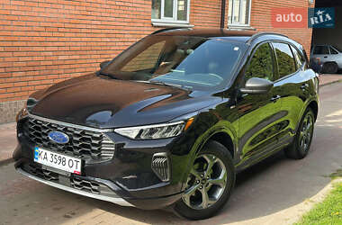 Внедорожник / Кроссовер Ford Escape 2023 в 