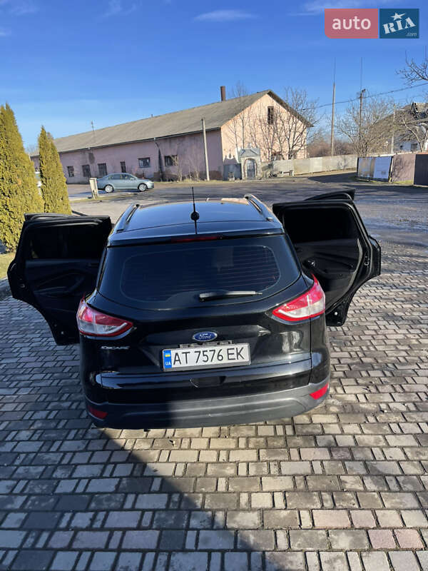 Внедорожник / Кроссовер Ford Escape 2014 в Косове