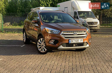 Внедорожник / Кроссовер Ford Escape 2016 в Ровно