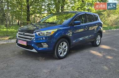 Позашляховик / Кросовер Ford Escape 2017 в Дубні