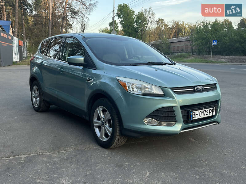Внедорожник / Кроссовер Ford Escape 2012 в Киеве