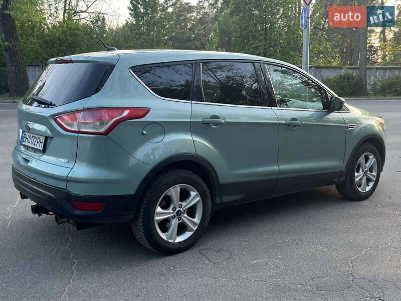 Внедорожник / Кроссовер Ford Escape 2012 в Киеве