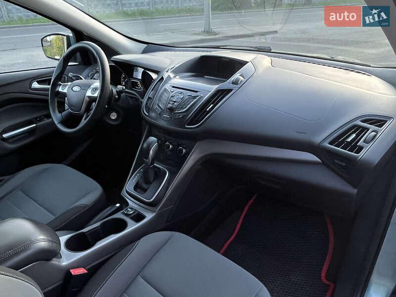 Внедорожник / Кроссовер Ford Escape 2012 в Киеве