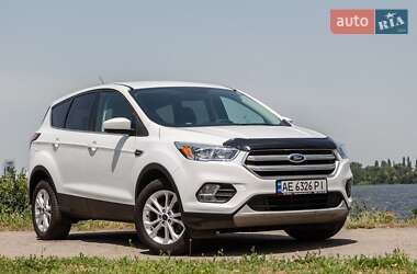 Позашляховик / Кросовер Ford Escape 2016 в Львові