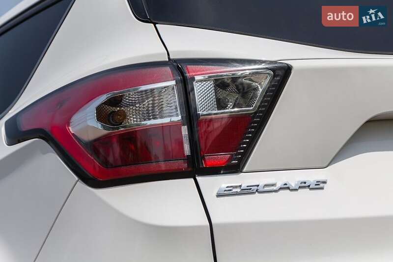 Внедорожник / Кроссовер Ford Escape 2016 в Львове фото 7 Внедорожник / Кроссовер Ford Escape 2016 в Львове