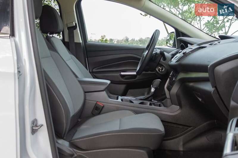 Внедорожник / Кроссовер Ford Escape 2016 в Львове фото 16 Внедорожник / Кроссовер Ford Escape 2016 в Львове
