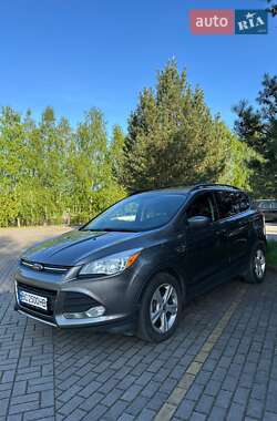Внедорожник / Кроссовер Ford Escape 2013 в 
