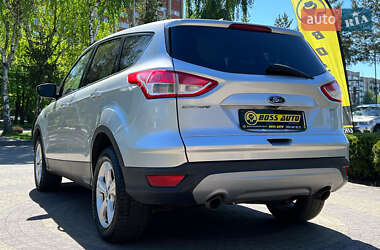 Внедорожник / Кроссовер Ford Escape 2016 в 