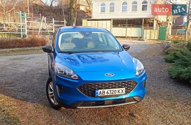 Внедорожник / Кроссовер Ford Escape 2021 в 