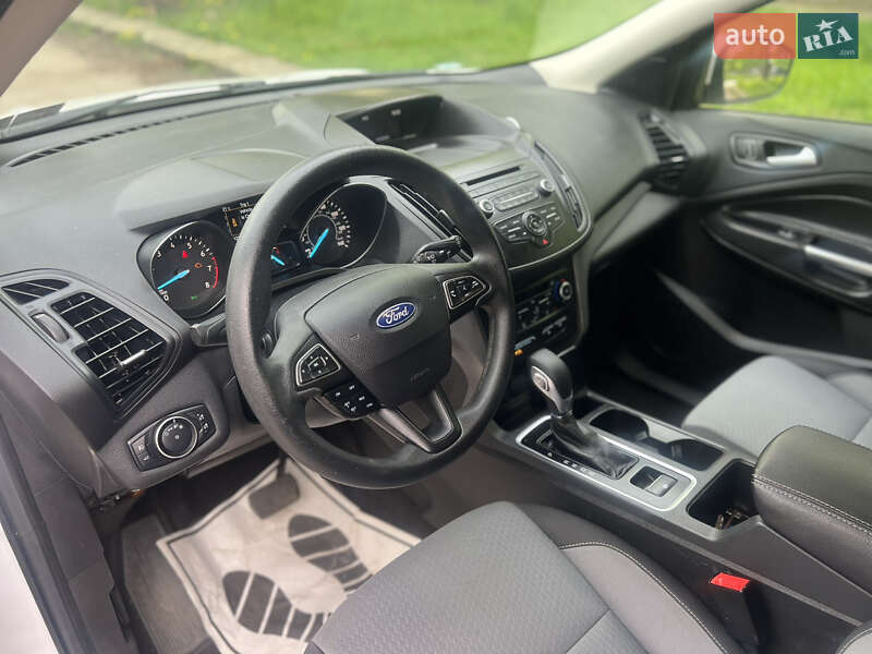Внедорожник / Кроссовер Ford Escape 2018 в Ровно фото 10 Внедорожник / Кроссовер Ford Escape 2018 в Ровно