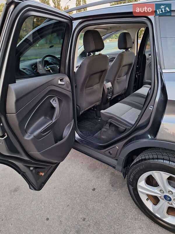 Внедорожник / Кроссовер Ford Escape 2015 в Харькове