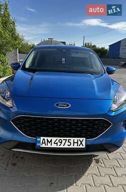 Позашляховик / Кросовер Ford Escape 2020 в 