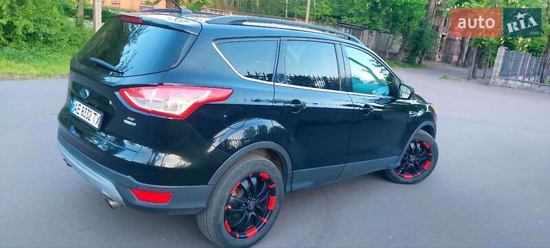 Внедорожник / Кроссовер Ford Escape 2015 в Каменском