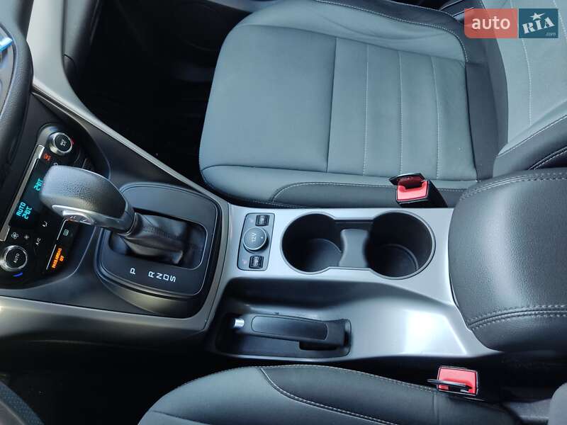 Позашляховик / Кросовер Ford Escape 2015 в Білій Церкві