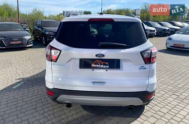 Внедорожник / Кроссовер Ford Escape 2018 в 