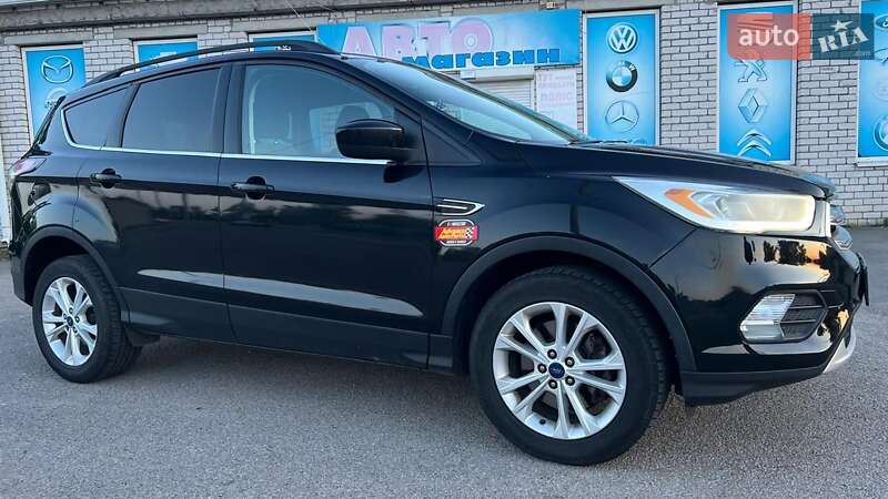 Внедорожник / Кроссовер Ford Escape 2016 в Днепре