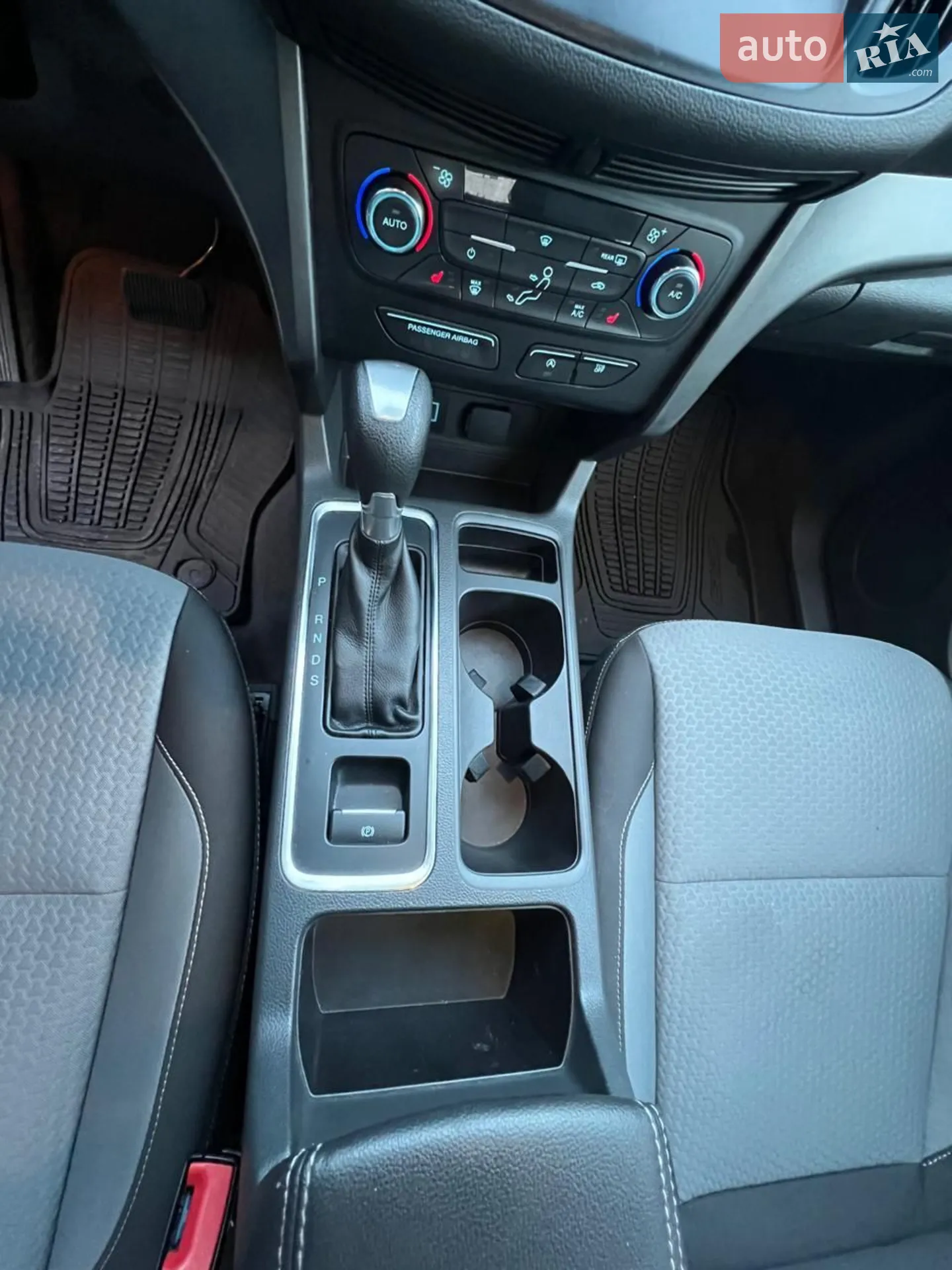 2016 Ford Escape - мініатюра 19