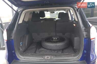 Внедорожник / Кроссовер Ford Escape 2014 в 