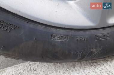 Внедорожник / Кроссовер Ford Escape 2014 в 